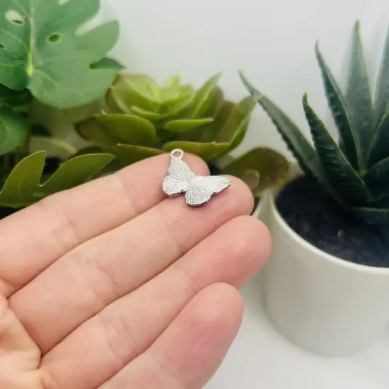 1, 4, 20 or 50 Pieces: White and Grey Striped Butterfly Charms {4}