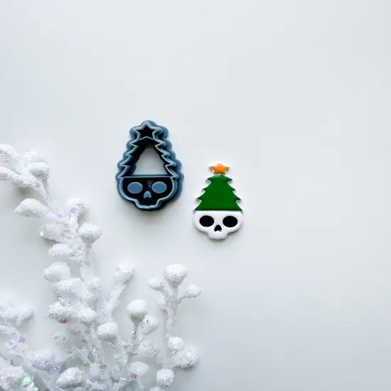 SKULL TREE HAT | DARK CHRISTMAS | CLAY CUTTER {1}