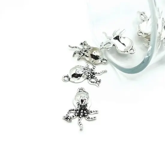 Small Silver Octopus Charms, 15x21mm {1}