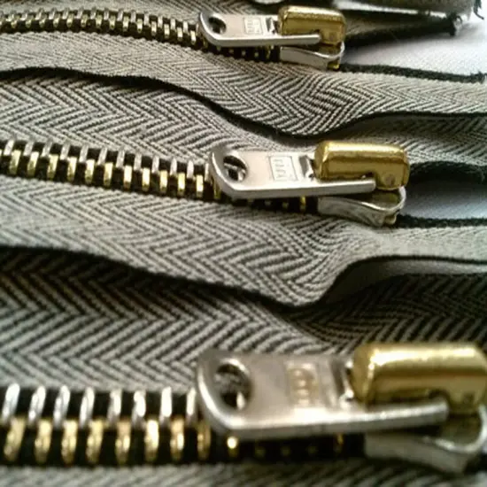 Zipper &ndash; Zebra Pocket 5" 6MM Two-Tone Gold/Silver Teeth Closed Bottom {5}