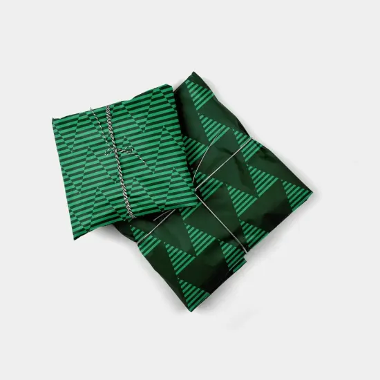 Triangle Tree and Stripe Holiday Gift Wrap {2}