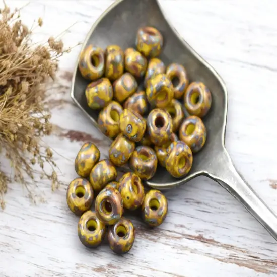 20g Yellow Travertine 2/0 Matubo Beads {1}