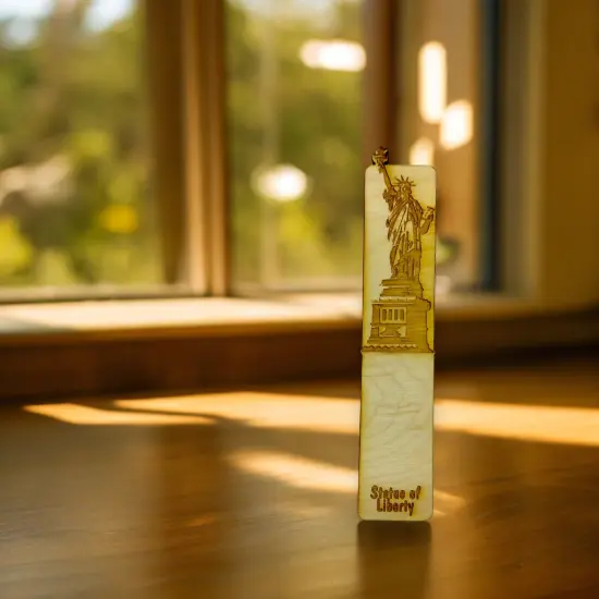 Bookmark - Statue Of Liberty - Birch wood {6}