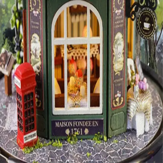 Miniature Wizardi Roombox Kit - Look For A Star Dollhouse Kit {3}