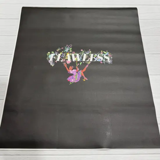 Flawless vinyl panel {1}