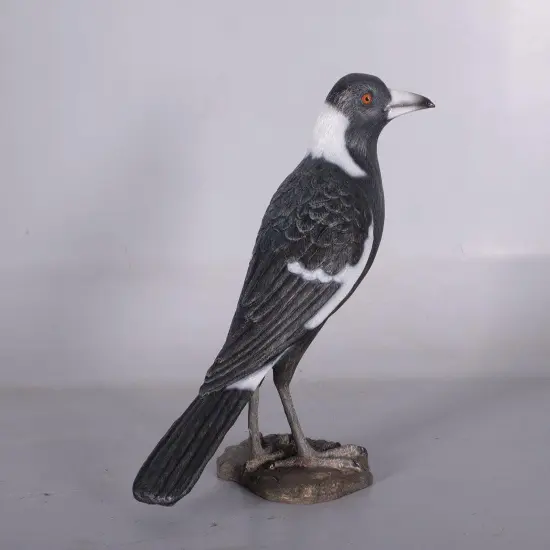 Magpie Crow Life Size Statue {3}