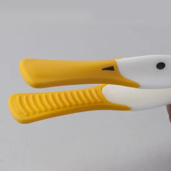 Kitchen Innovations Duck Toast Tongs, Wooden Toasting Tongs for Grilling, Campfires, and Toasting Bread, Durable, Heat-Resistant Handle {3}