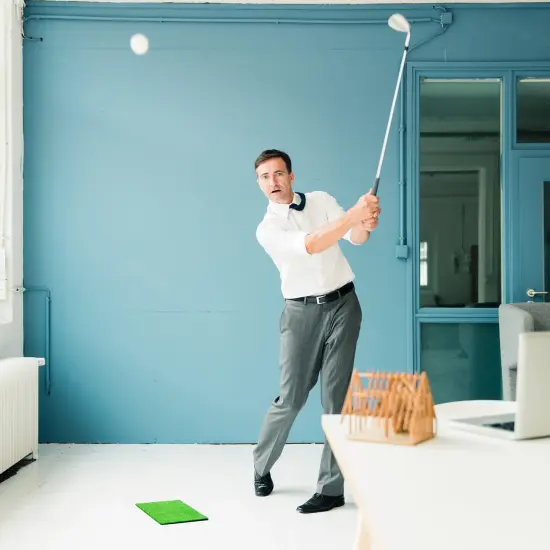 Swing Sports Golf Pong Game - Indoor or Outdoor Portable Golf Pong Chipping Game {6}