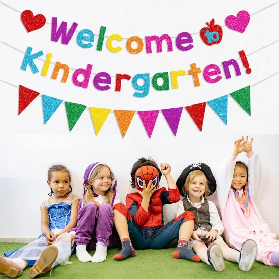 Glittery Welcome to Kindergarten Banner {3}