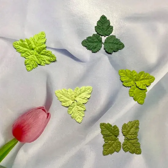 100 pcs Mulberry Paper Fern Leaves 35x30mm(Green Tone) {3}