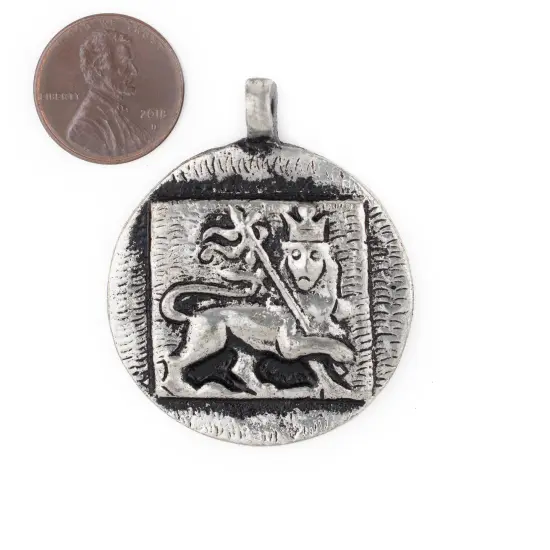 The Bead Chest Silver Circular Lion of Judah Pendant {2}