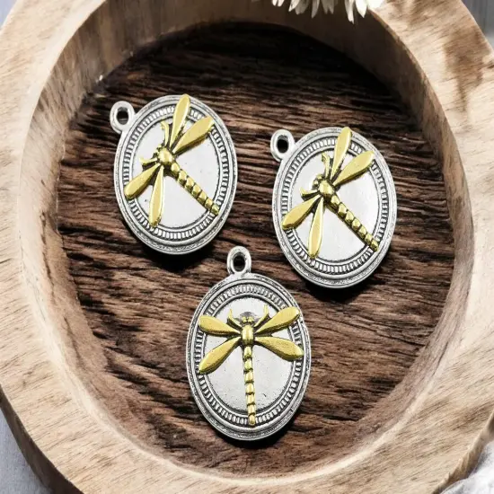 *10* 25x22mm Antique Gold/Silver Dragonfly Coin Charms {1}