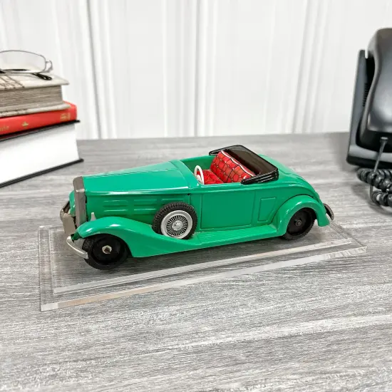 Plymor Clear Acrylic Rectangular Display Base, 9.5" W x 4.25" D x 0.5" H {5}