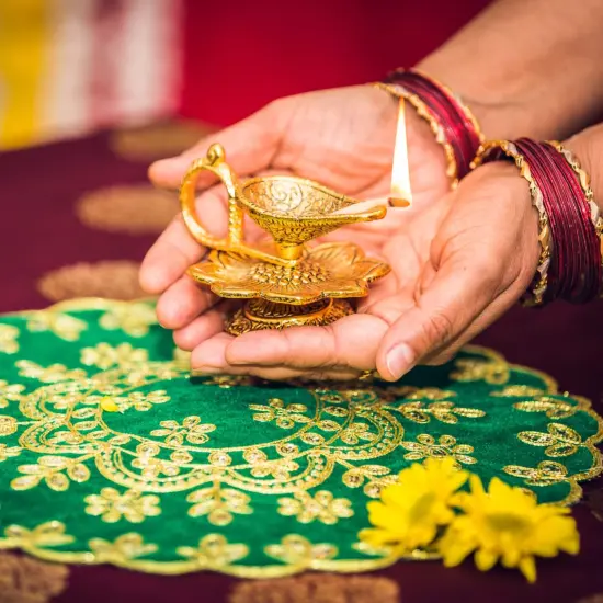 Lotus Brass Finish Diya Deepam Vilakku Samai Oil Lamps for Home Pooja Room Diwali Decor Mandir Temple Akhand Diya Indian Traditional Hindu Puja Religious Deepawali Housewarming Return Gifts {3}