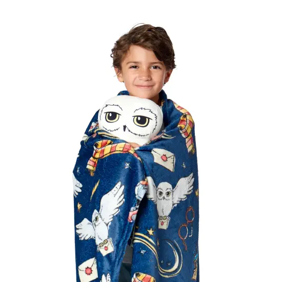 Warner Bros. Harry Potter Hedwig Silk Touch Throw Blanket 50X60 inches and Hugger Set, 11 inches {2}