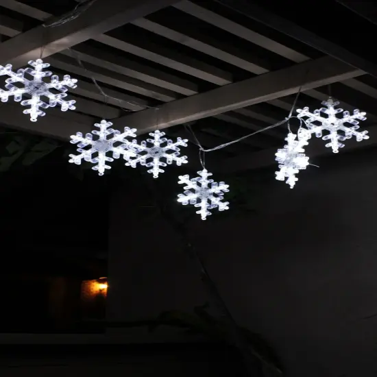 6 LED Snowflake Sparkle String Lights {4}