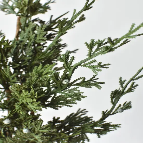 28" Faux Juniper Spray w/ Berry {3}