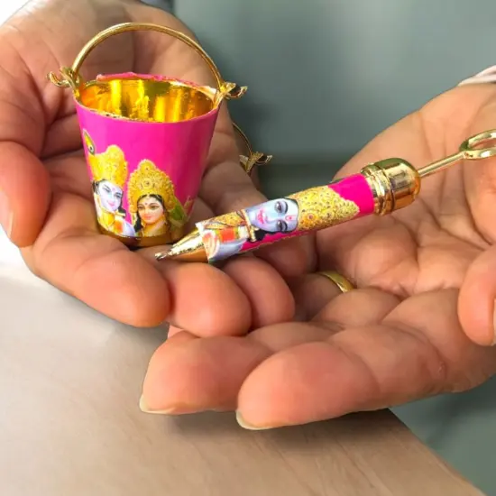 Laddu Gopal Pichkari Balti Set for Holi Festival Radha Krishna Printed Bucket Pickari for Laddu Gopal Ji Holi Acrylic Balti Pichkari Lord Krishna Toys Holi Puja Favors Babyshower Gifts {8}