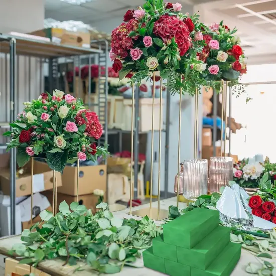 Pack of 4 Large Size Floral Foam Blocks for Fresh and Artificial Flowers (9&rdquo; L x 4&rdquo; W), Wet Florist Foam Blocks for Wedding Holiday Decorations (4 Pack) {4}