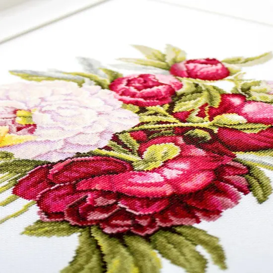 Bouquet with peonies B2354L Counted Cross-Stitch Kit {5}