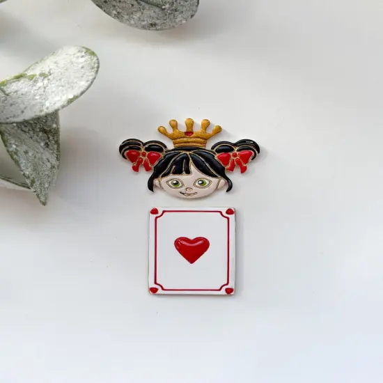 QUEEN OF HEARTS | WONDERLAND | CLAY CUTTERS {3}