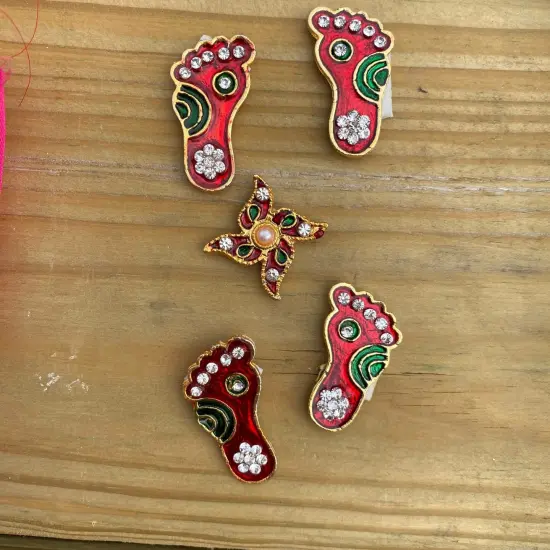 Metallic Lakshmi Charan Paduka 2 Pairs Feet with 1 Swastik Laxmi Padhuka Good Luck Footsteps Shubh Labh Rangoli Sticker for Door Entrance Home Temple Diwali Decoration Vara Lakshmi Pagla {5}