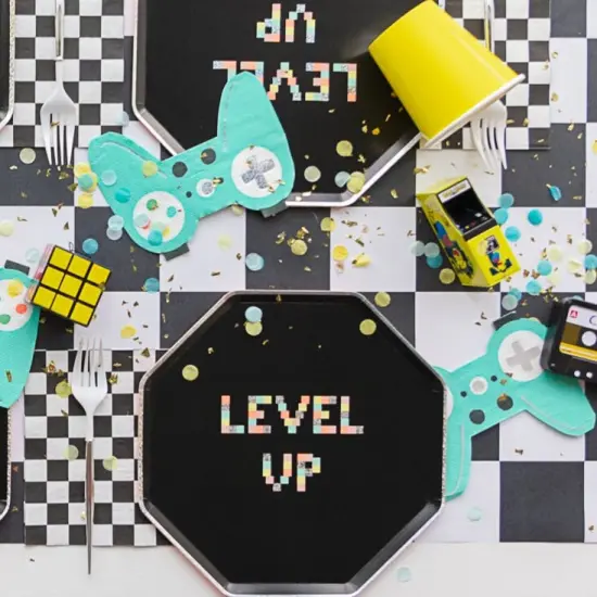 PAC-MAN ARCADE CANDY TIN {2}