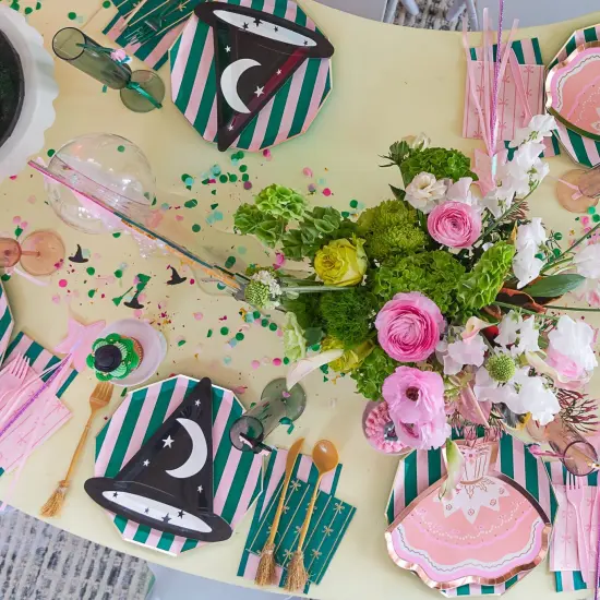 WITCH'S BROOM HALLOWEEN CUTLERY SET {3}