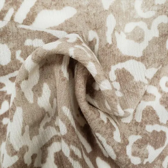 1 Yard Dark Taupe Ivory Rayon Crinkle Fabric For Dresses Blouses Skirts Apparel 50/52" Width {3}