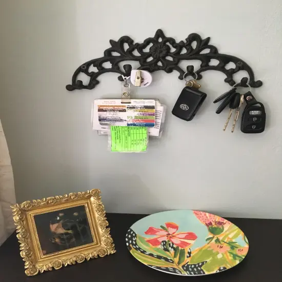 Key Holder for Wall Mount Cast Iron Key Hook Key Rack Vintage Design Screws and Anchors Small Key Hanger Metal Key Rail with 3 Key Hooks {2}