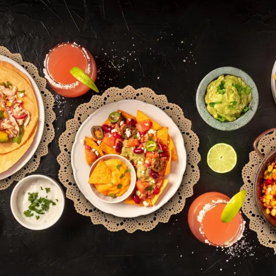 300 Pack Rustic Round Paper Place Mats 12" Disposable Light Brown Kraft Doilies Lace Scallop Doily {5}