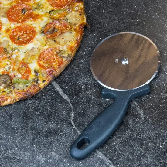 Chef Craft Jumbo Pizza Cutter with 3.25" Stainless Steel Blade Slicer Wheel and Thumb Guard {4}