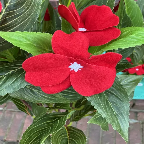 2pcs Artificial Impatiens Bouquet Fake Outdoor Flowers Impatiens Plants Decor Indoor Planters Balcony Decorations, Red {5}