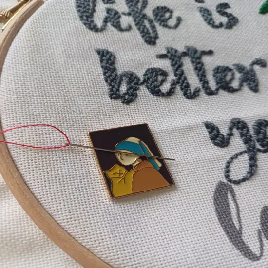 Girl Magnetic Needle Minder F07M10-3 Girl {2}