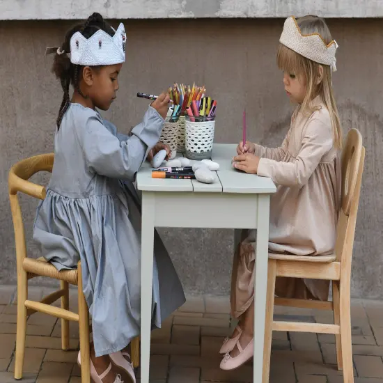 Magical Crochet: 13 Charming Patterns for Imaginative Crowns, Wings, Unicorns, and More {4}