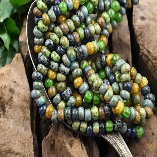 2/0 Aged Medusa White Heart Striped Picasso Mix Czech Seed Beads (19" Strand) {4}