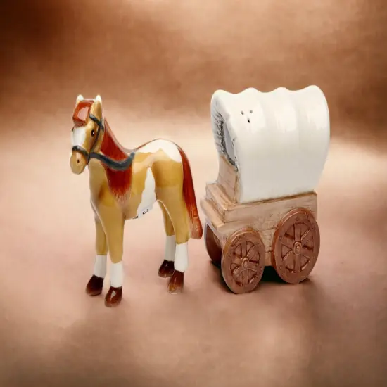 Ceramic Horse And Wagon Salt & Pepper Shakers, Home D&eacute;cor, Gift for Her, Gift for Mom, Kitchen D&eacute;cor, Farmhouse D&eacute;cor {2}