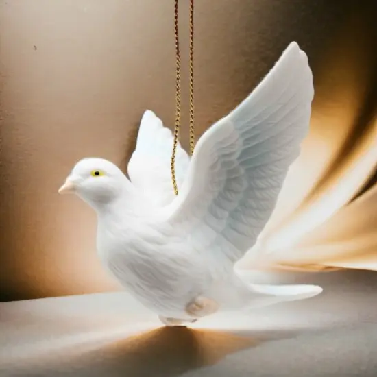 Christmas Decor Hand Crafted White Peace Dove Ornament, Home D&eacute;cor, Gift for Her, Wedding Decor, Christmas tree D&eacute;cor, Wall Decor {1}