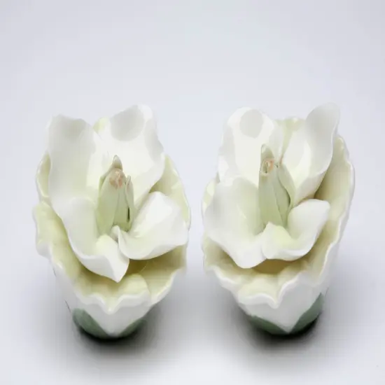 Ceramic Magnolia Flowers Salt & Pepper Shakers, Home D&eacute;cor, Gift for Her, Gift for Mom, Kitchen D&eacute;cor, Wedding Decor {3}