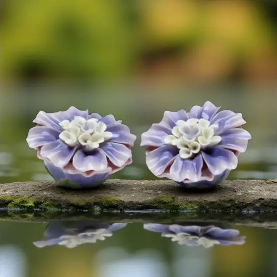 Ceramic Dahlia Flower Salt & Pepper Shakers, Home D&eacute;cor, Gift for Her, Gift for Mom, Kitchen D&eacute;cor, Dining Table D&eacute;cor, Wedding Decor {1}
