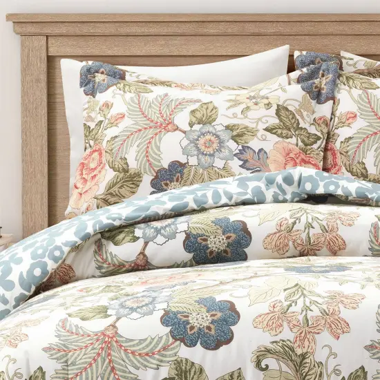 Floral Soft Cotton Blend Comforter 3 Piece Set Reversible Printed Quilt with Pillow Shams {2}