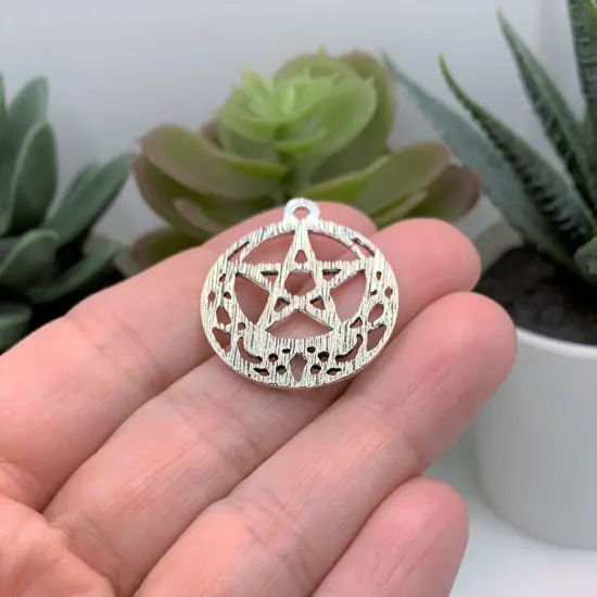 Silver Celtic Knot Pentacle Charms, 31x26mm {3}