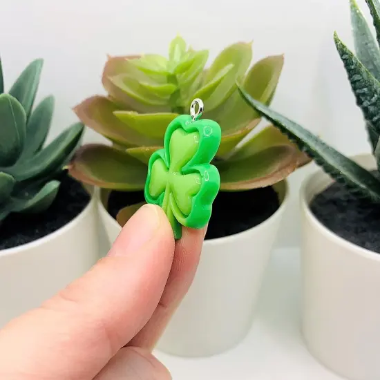 St. Patrick's Day Green Resin Four-Leaf Clover, 26x22mm {5}