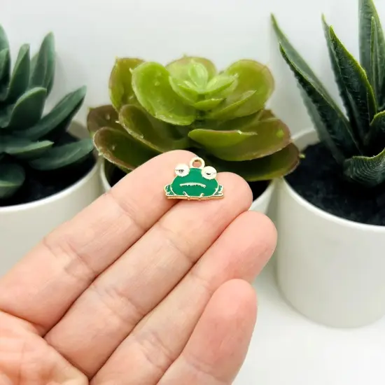 Green Grumpy Frog Charms, 12.5x15.5mm {2}