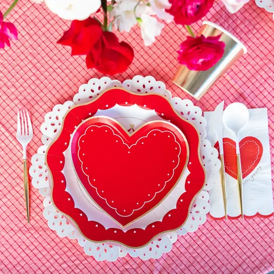 ELEGANT VALENTINE GUEST TOWELS {6}