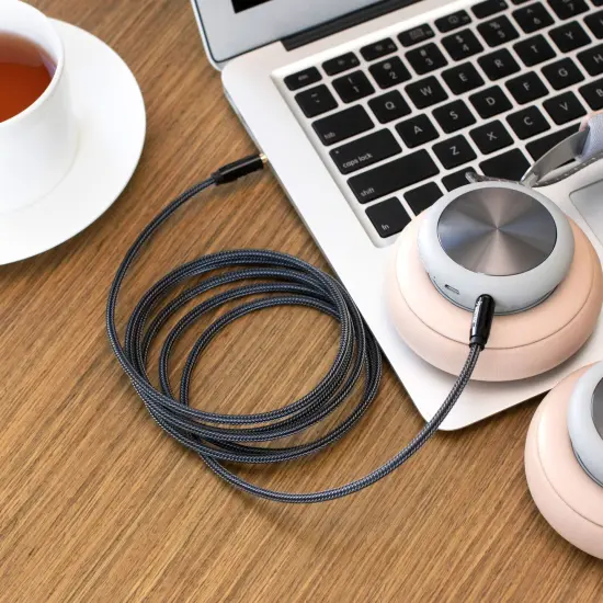 3.5mm Audio Cable, Male Male, TRRS 2CH w Mic, Nylon Braid Jacket, 6 Feet Black {2}