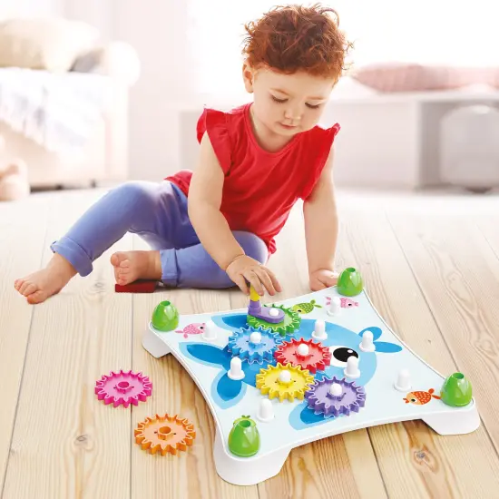 Quercetti: Peggy Gears - 13pc Interactive Cogwheel Construction Toy, Peg Board, 2-Sided Cards w/ 6 Scenes, Preschool Educational Play, Toddler-Kids 2+ {5}