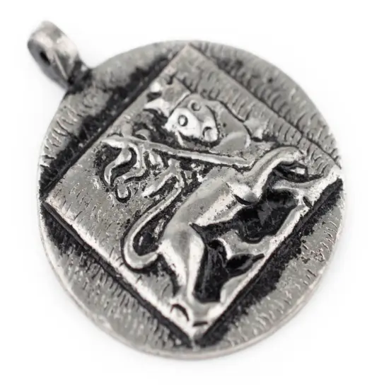 The Bead Chest Silver Circular Lion of Judah Pendant {3}