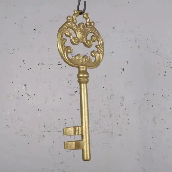 Gold Key Over Sized Statue {6}