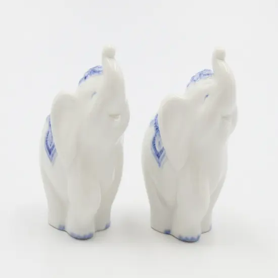 Ceramic Blue Print Elephant Salt and Pepper Shakers, Home D&eacute;cor, Gift for Her, Gift for Mom, Kitchen D&eacute;cor {3}